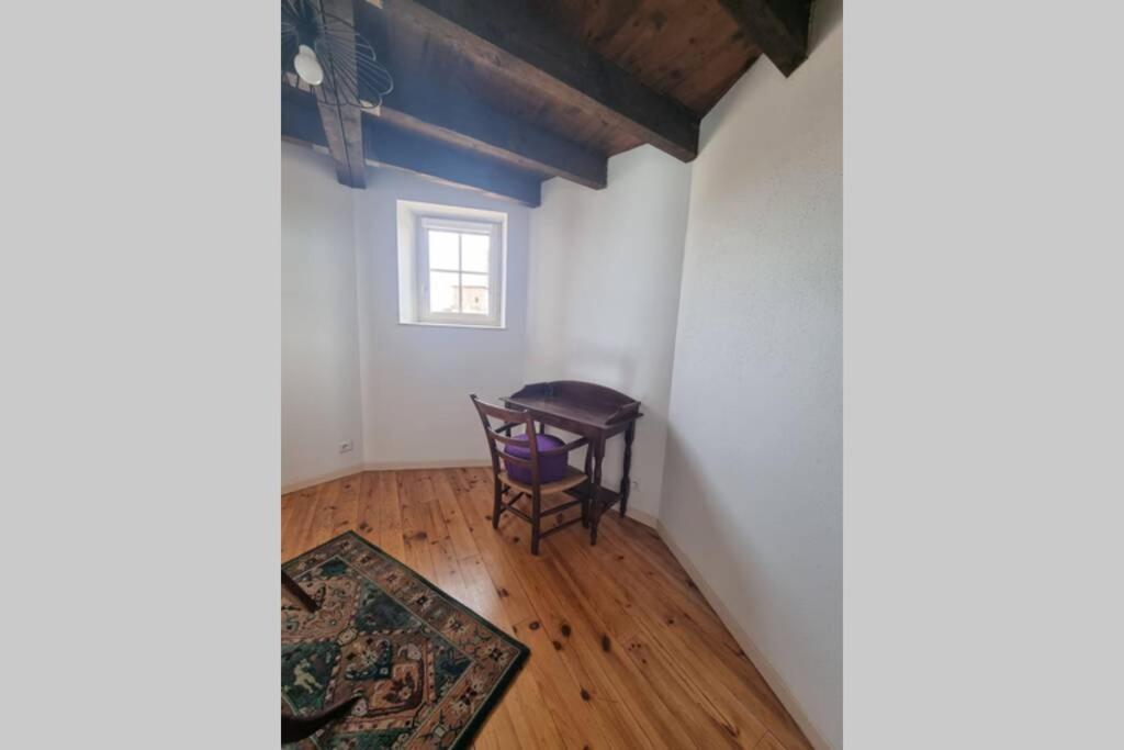 Appartement Exceptionnel 4 Etoiles Hyper Centre Albi 65 M2 Au 4Eme Etage Sans Ascenseur Avec Une Tour Du 12Eme Siecle Eksteriør bilde